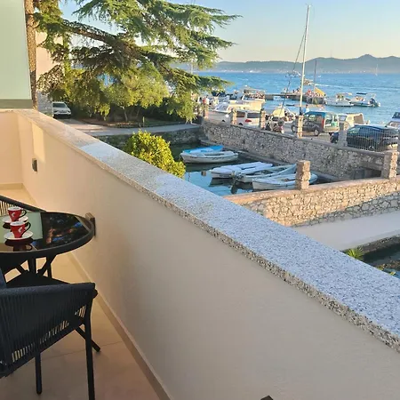 Apartamento Sunset Aura Seafront In