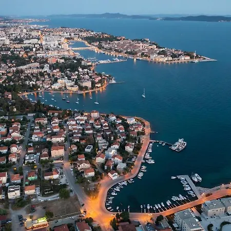 Apartamento Sunset Aura Seafront In